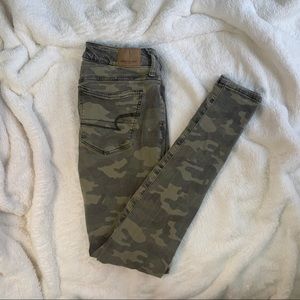 American Eagle Camo Stretchy Jeans